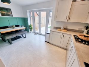 Photo 9- click for photo gallery